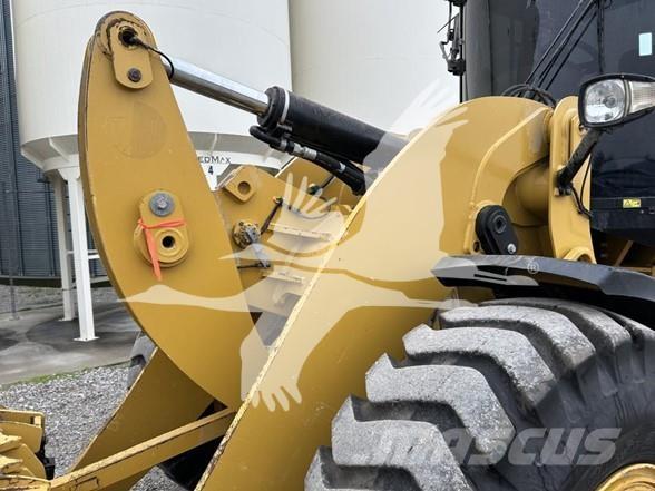 CAT 930M Cargadoras sobre ruedas