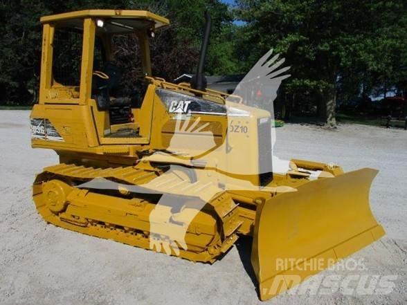CAT D3G XL Buldozer sobre oruga