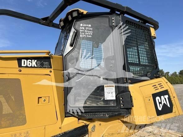 CAT D6K2 LGP Buldozer sobre oruga