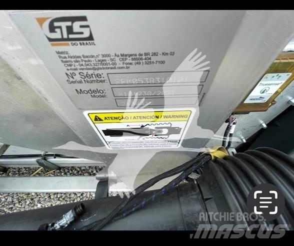GTS X10 Cabezales de cosechadoras combinadas