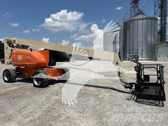 JLG 800A Plataforma de trabajo articulada