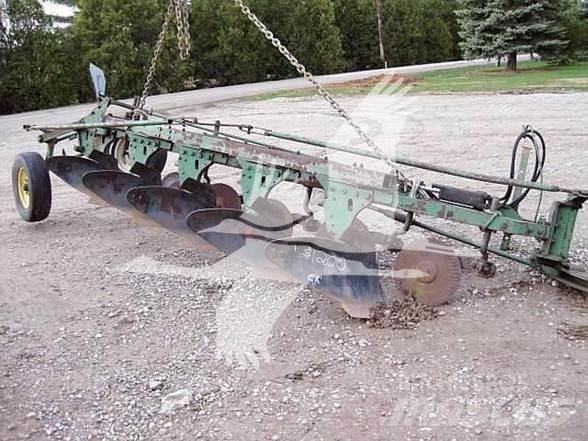 John Deere 514 Arados reversibles suspendidos
