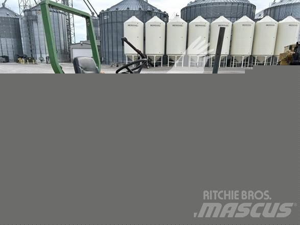 John Deere 790 Tractores