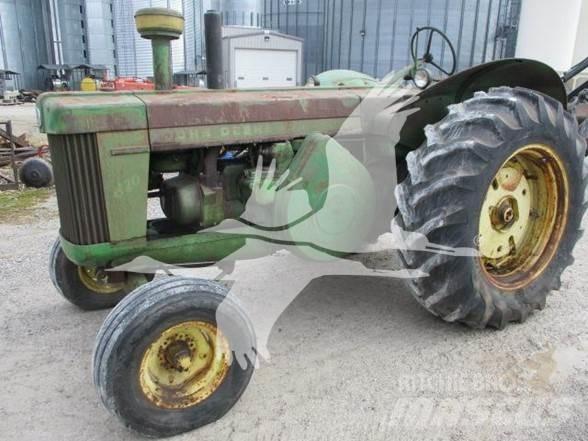 John Deere 820 Tractores