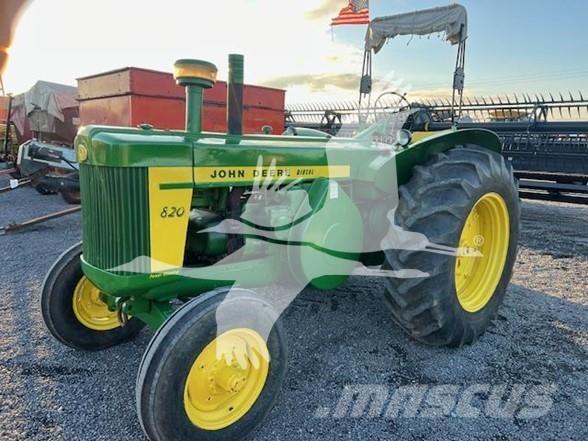 John Deere 820 Tractores