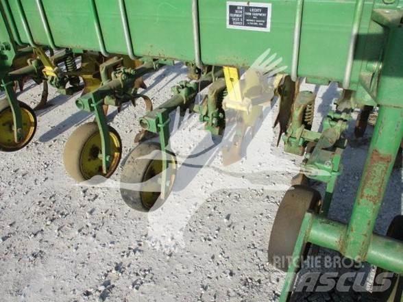 John Deere 85 Cultivadores para cultivos en hilera