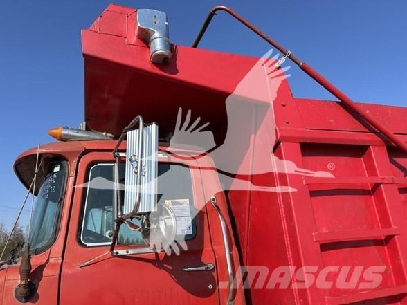 Mack RB688S Camiones bañeras basculantes o volquetes
