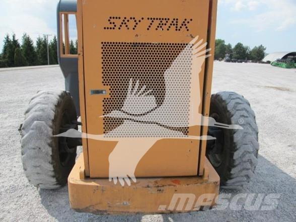 SkyTrak 8042 Carretillas telescópicas