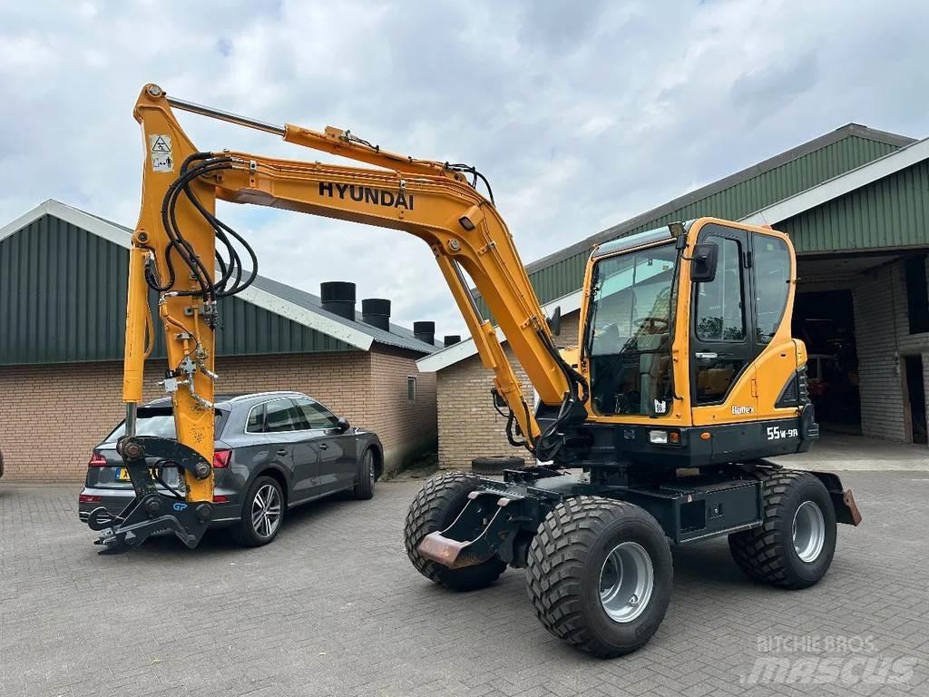 Hyundai 55W-9A Excavadoras de ruedas