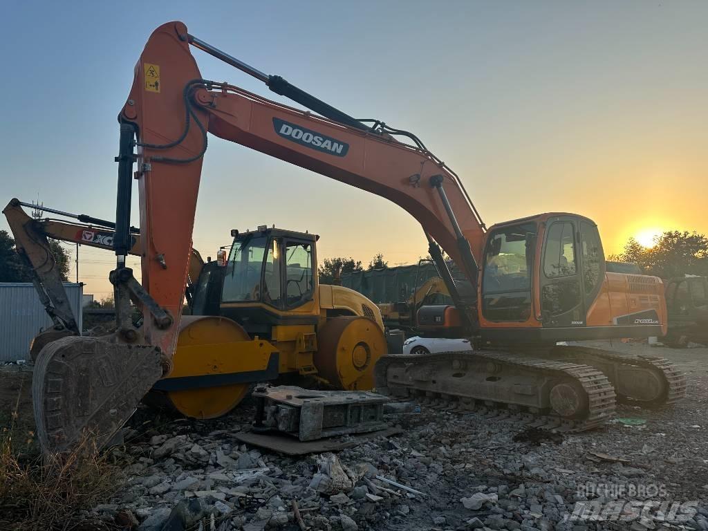 Doosan DX220LC-9 Excavadoras de cadenas