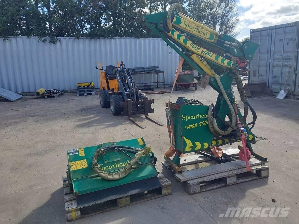 Spearhead Twiga 3000 Tractores corta-césped