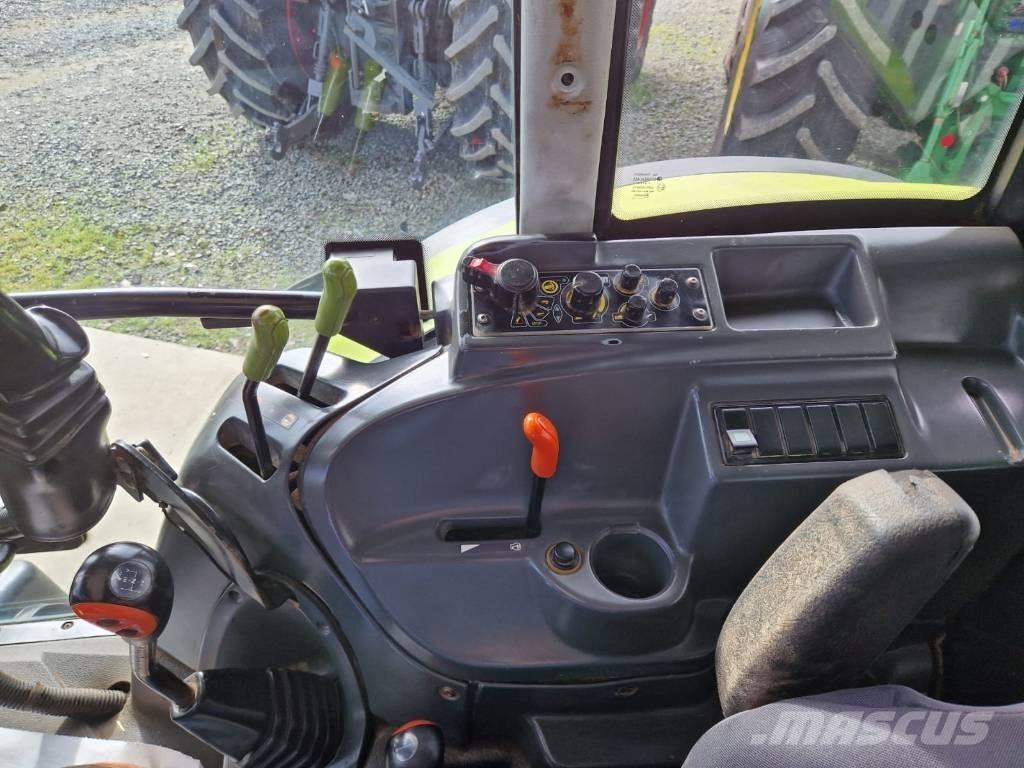 CLAAS Axos 320 CX Tractores