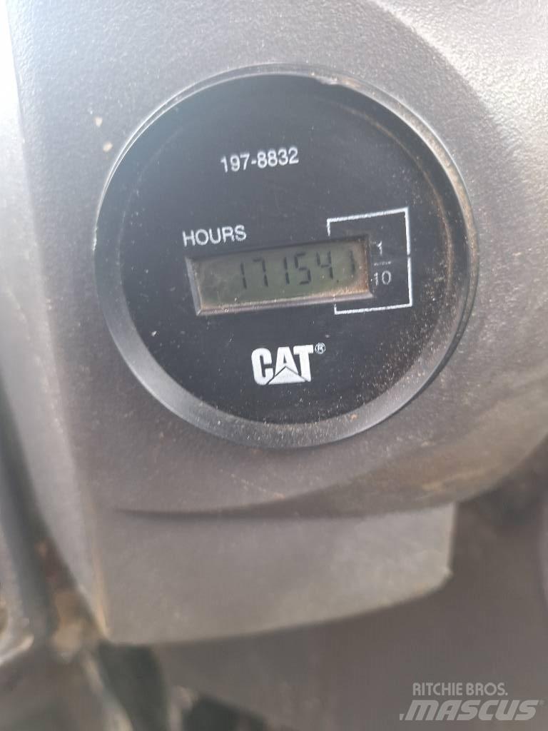 CAT IT 14 G Cargadoras sobre ruedas