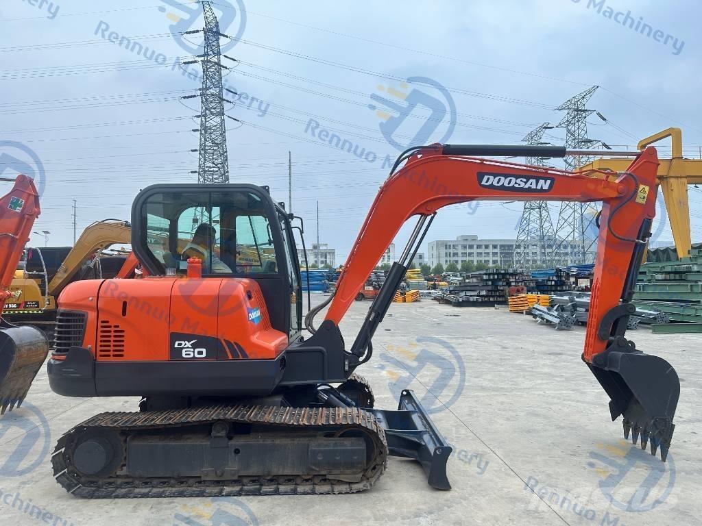 Doosan DX 60 Mini excavadoras < 7t