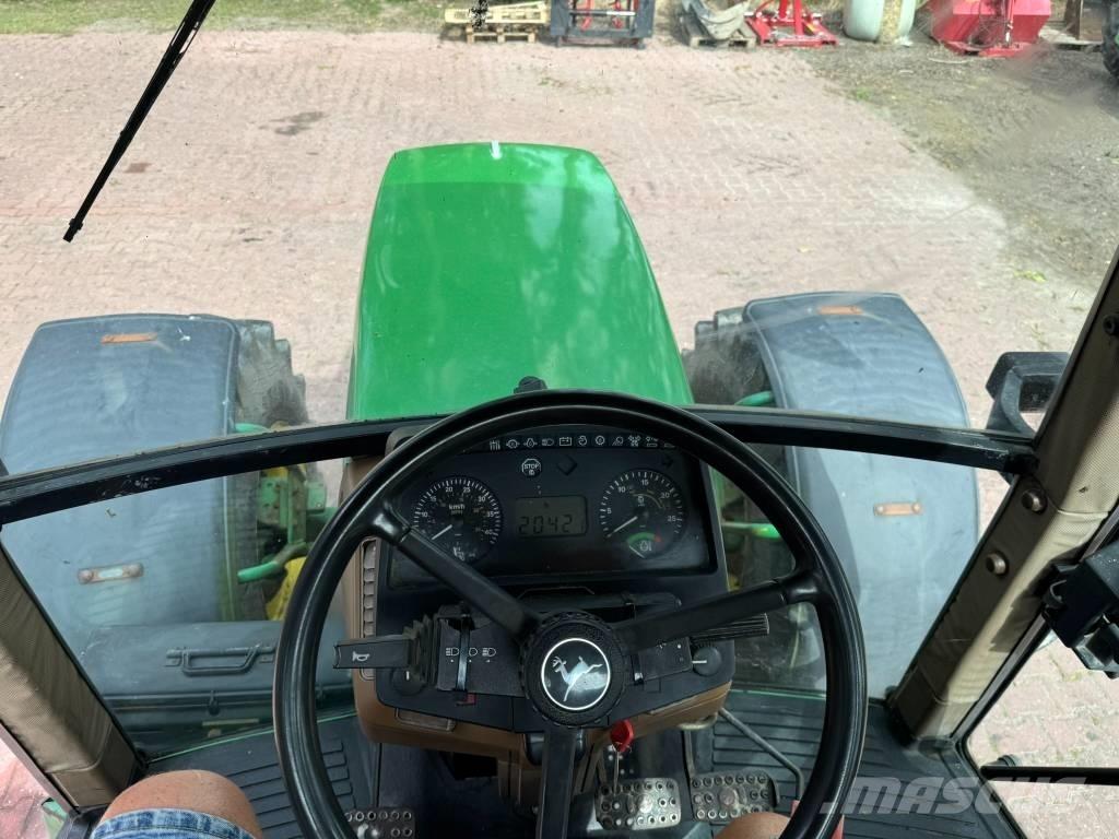 John Deere 6400 Tractores