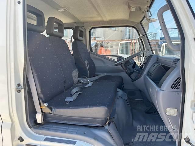 Mitsubishi Fuso FE Furgonetas caja abierta
