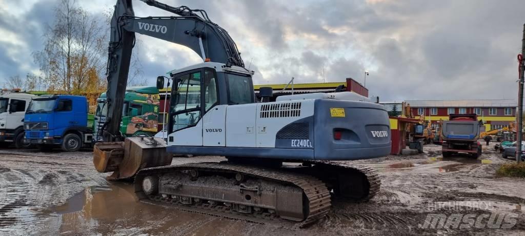 Volvo EC 240 C L Excavadoras de cadenas