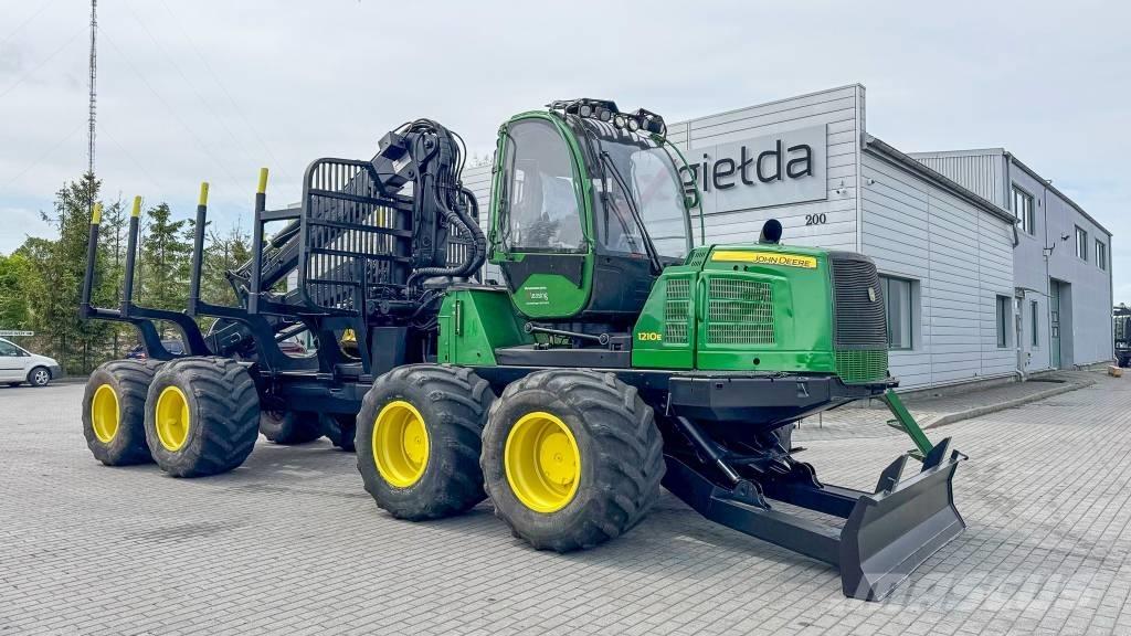 John Deere 1210E Autocargadoras