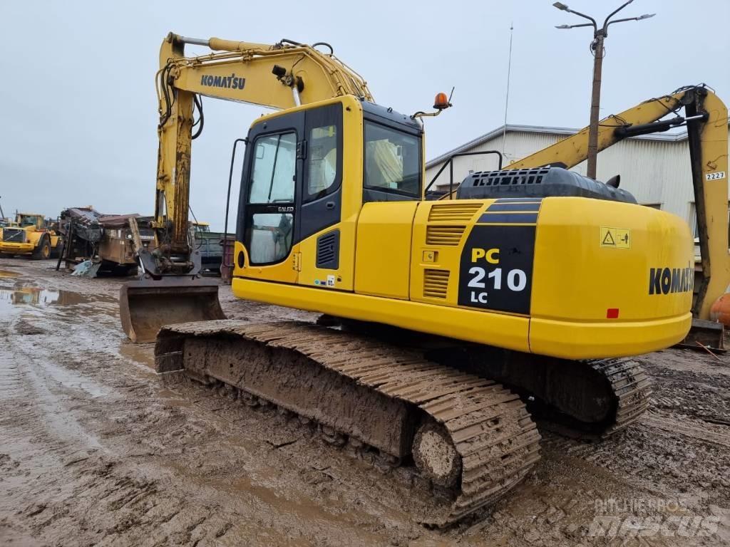 Komatsu PC 210-8 Excavadoras de cadenas