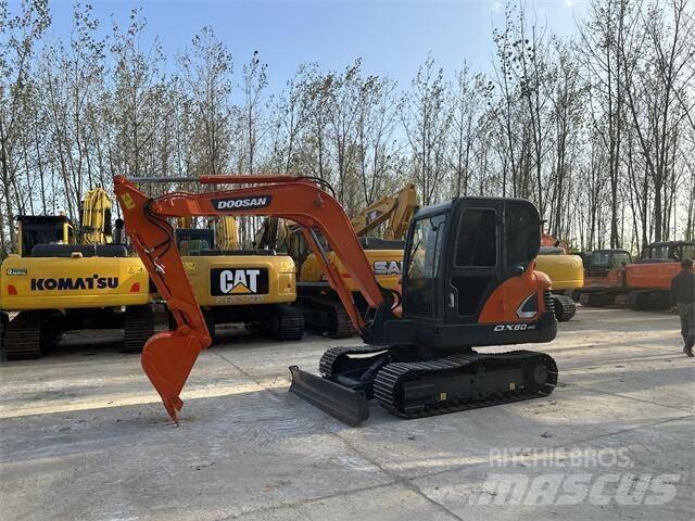 Doosan DX 60 Mini excavadoras < 7t