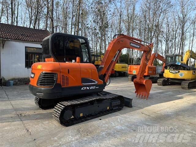 Doosan DX 60 Mini excavadoras < 7t