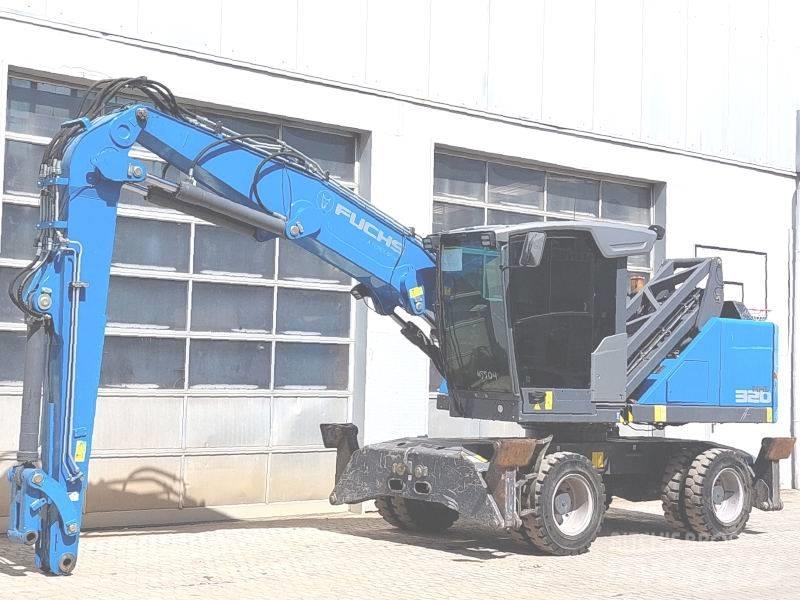 Fuchs MHL 320 F Excavadoras de manutención