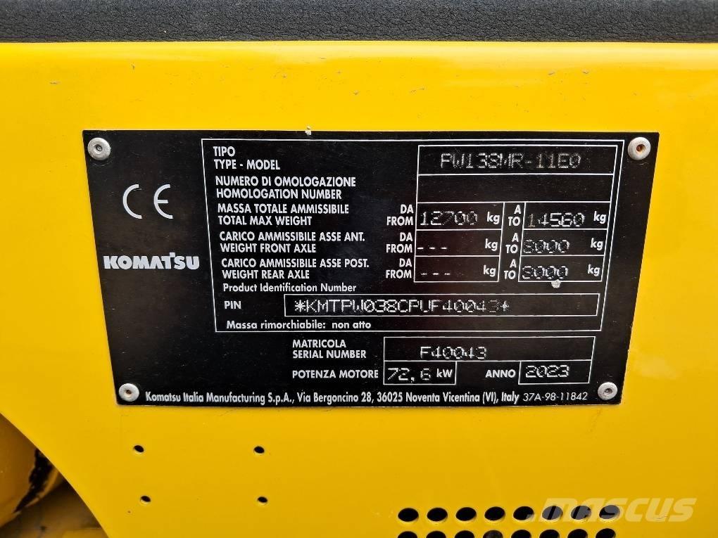 Komatsu PW138MR-11E0 Excavadoras de ruedas