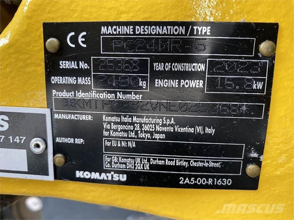 Komatsu PC24MR-5 Excavadoras de ruedas