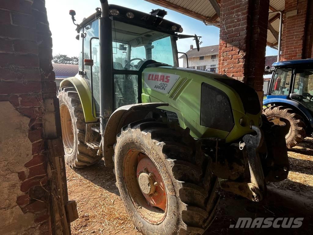 CLAAS Arion 420 Tractores