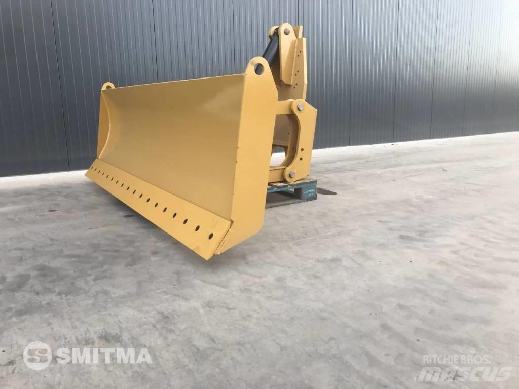 CAT 120M Cuchillas