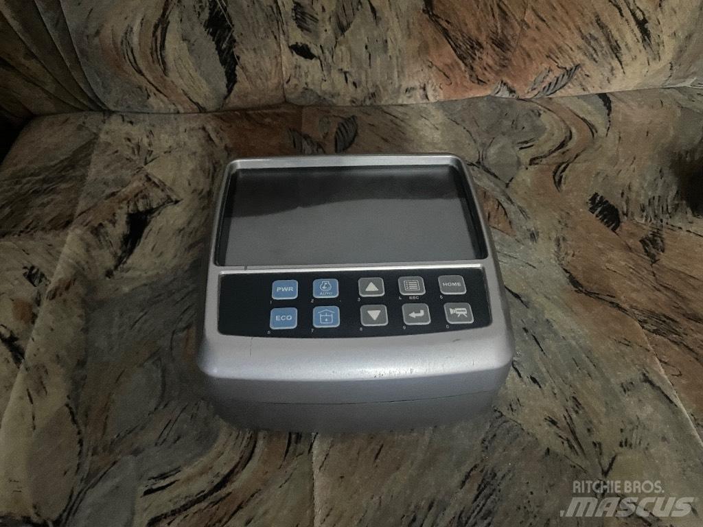 Doosan DX 140 LCR-3 Electrónicos