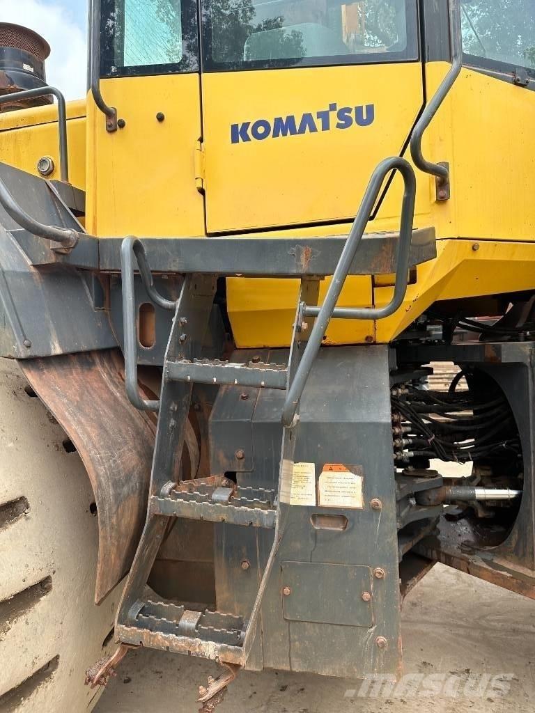 Komatsu WA 470-6 Cargadoras sobre ruedas
