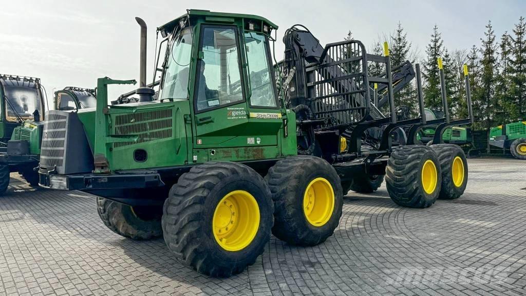 John Deere 1110 D Autocargadoras