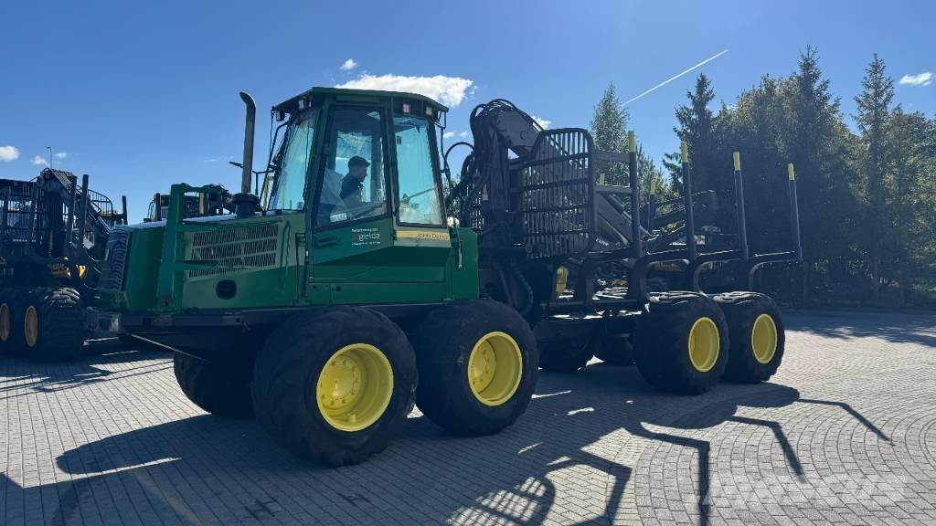 John Deere 1110 D Autocargadoras