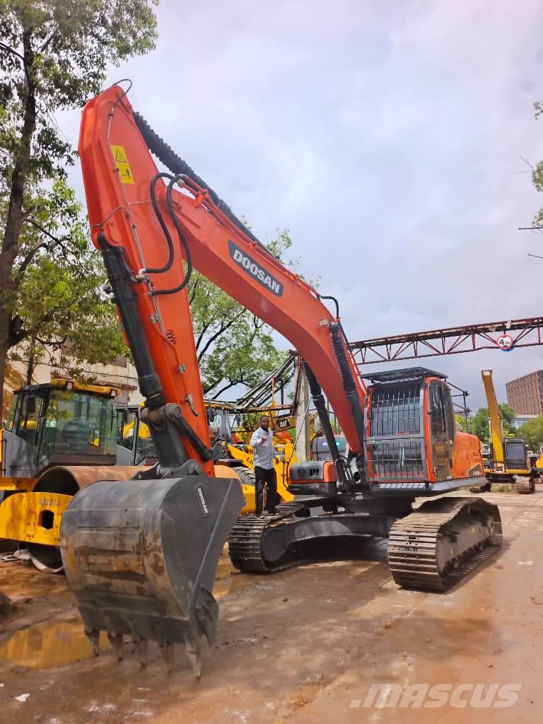 Doosan DX 300LC-9C Excavadoras de cadenas