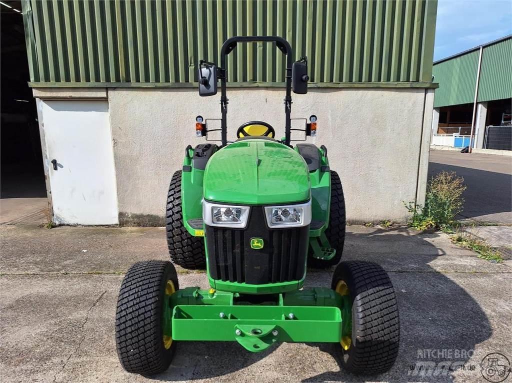 John Deere 4052M Tractores compactos