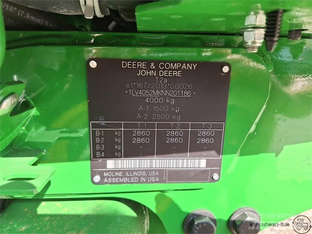 John Deere 4052M Tractores compactos