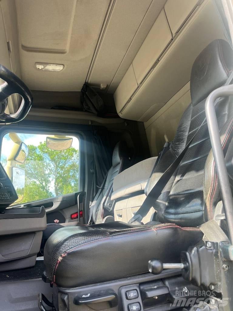 Scania R 520 Tridem Camiones grúa
