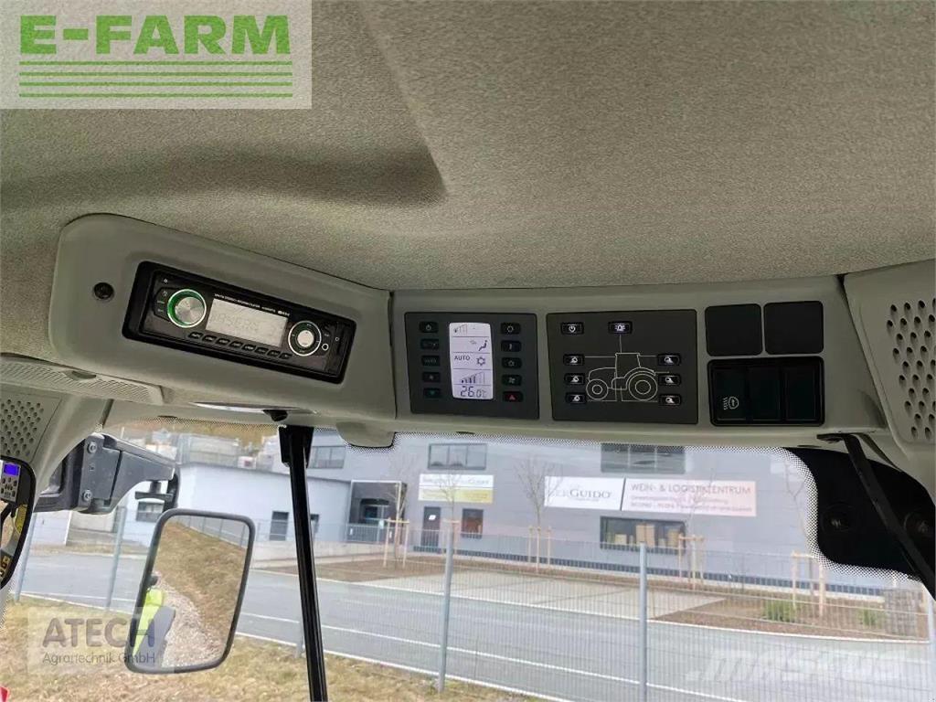 CLAAS arion 650 Tractores