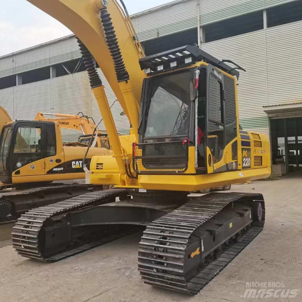 Komatsu PC 220-8 Excavadoras de cadenas