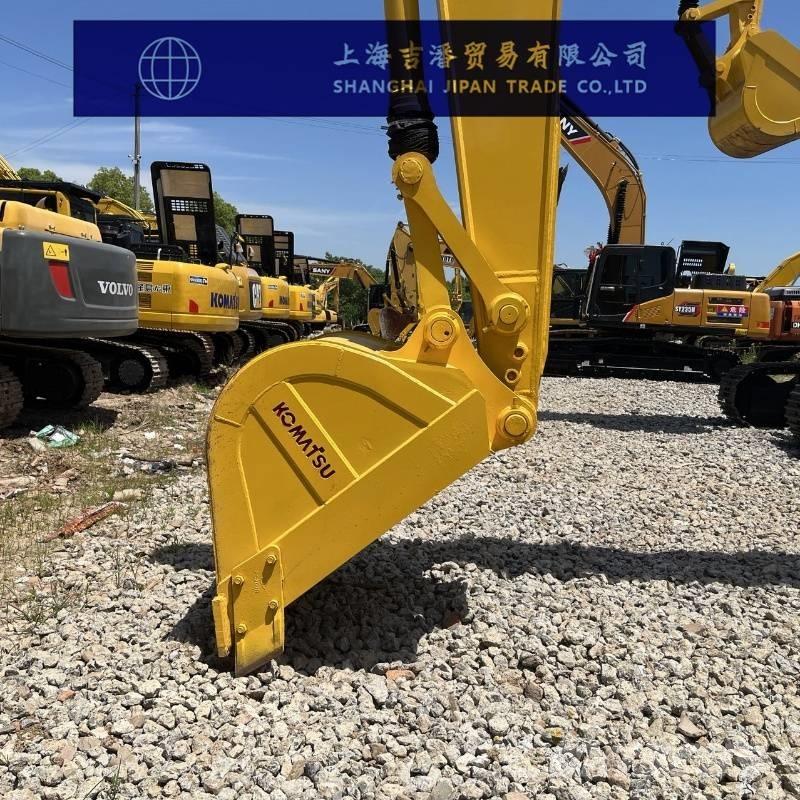 Komatsu PC 220-8 Excavadoras de cadenas