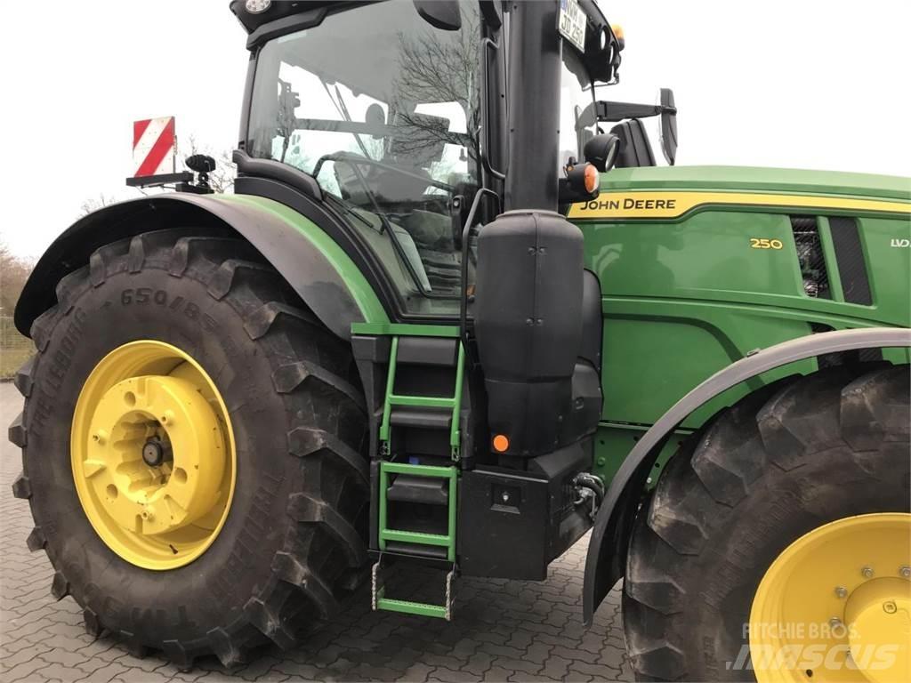 John Deere 6R 250 Tractores