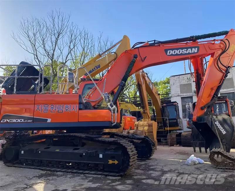 Doosan DX300LC-9C Excavadoras de cadenas