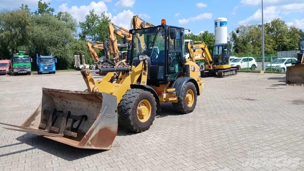 CAT 907 M Cargadoras sobre ruedas