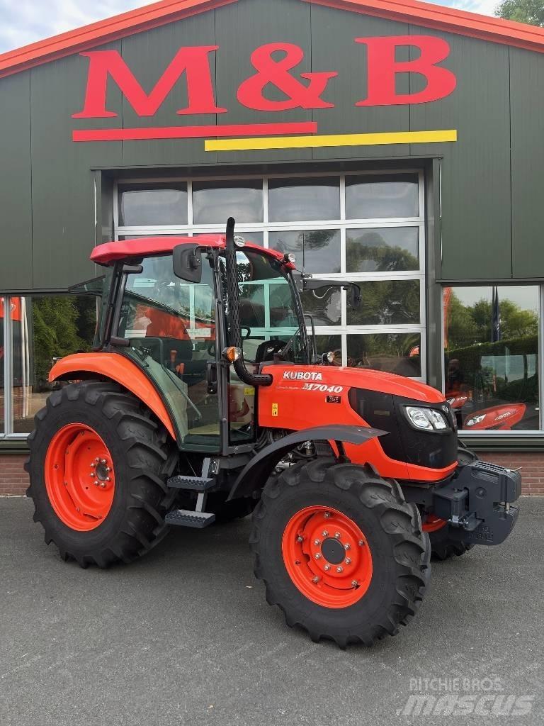 Kubota M 7040 DT Tractores