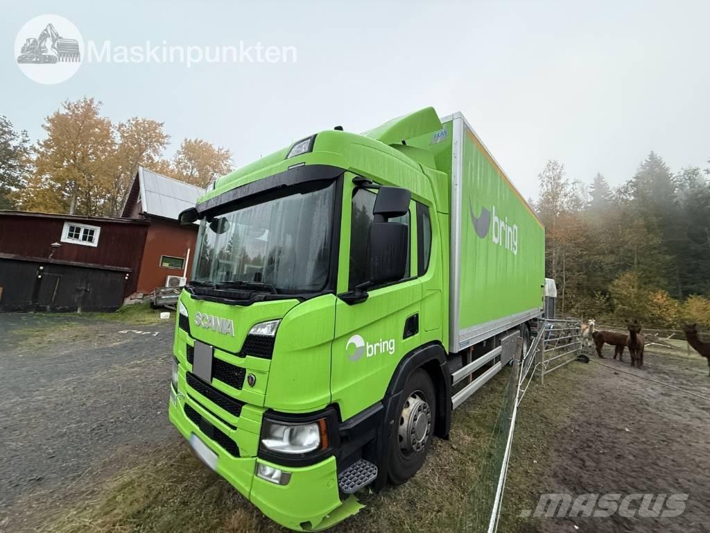 Scania P 320 Camiones caja cerrada