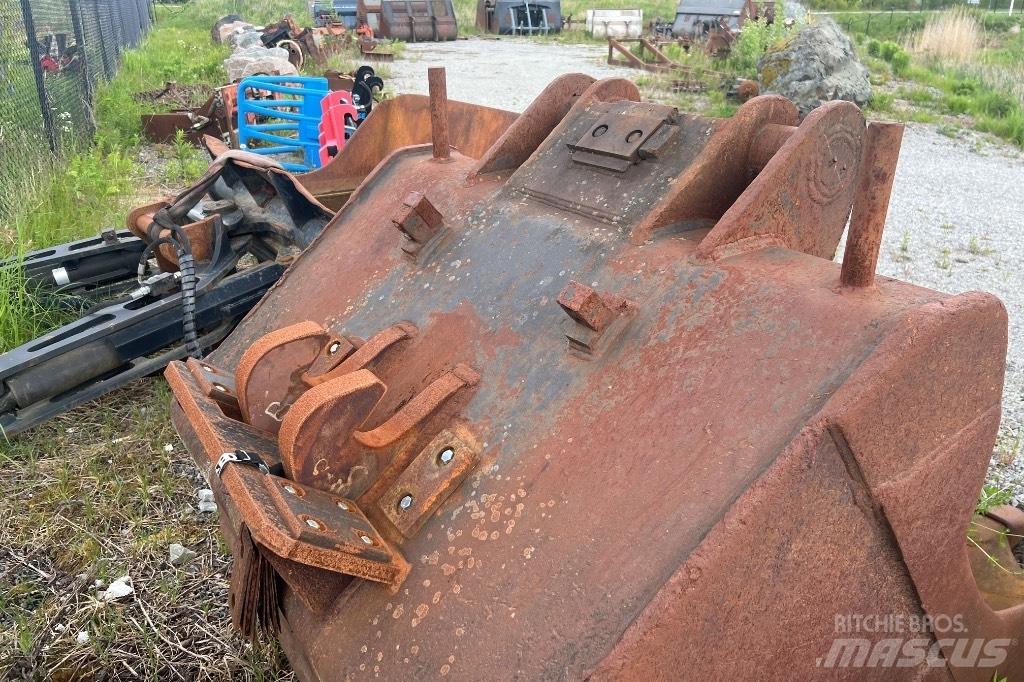 Liebherr R 946 Excavadoras de cadenas