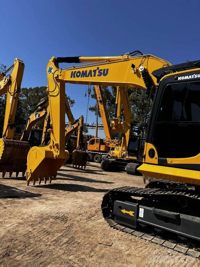 Komatsu PC 200-8N1 Excavadoras de cadenas