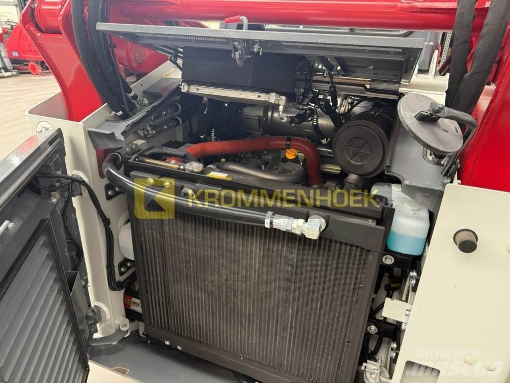 Takeuchi TL 12V-2 Minicargadoras