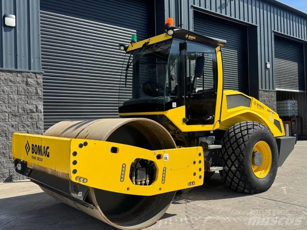 Bomag BW 213 D H-2 Rodillos de un solo tambor